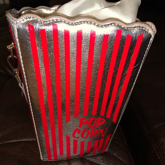 Handbags - 🍿Cute Popcorn bag 🍿🥰